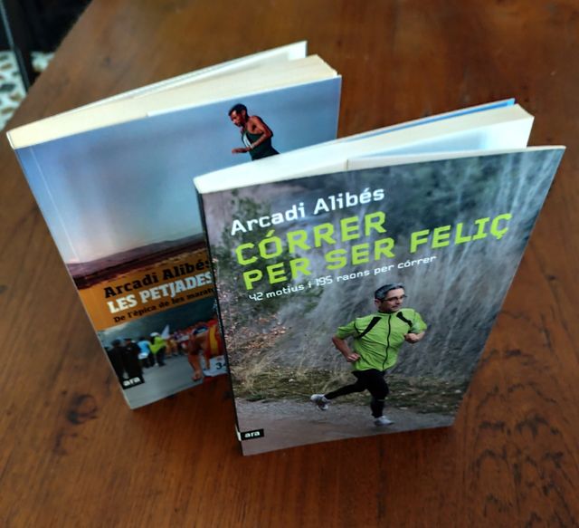 Dos libros running Arcadi Alibés