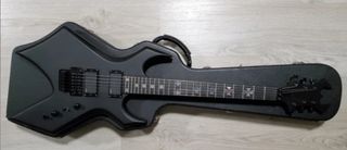 Guitarra BC Rich Warlock NT mate EMG 81 85