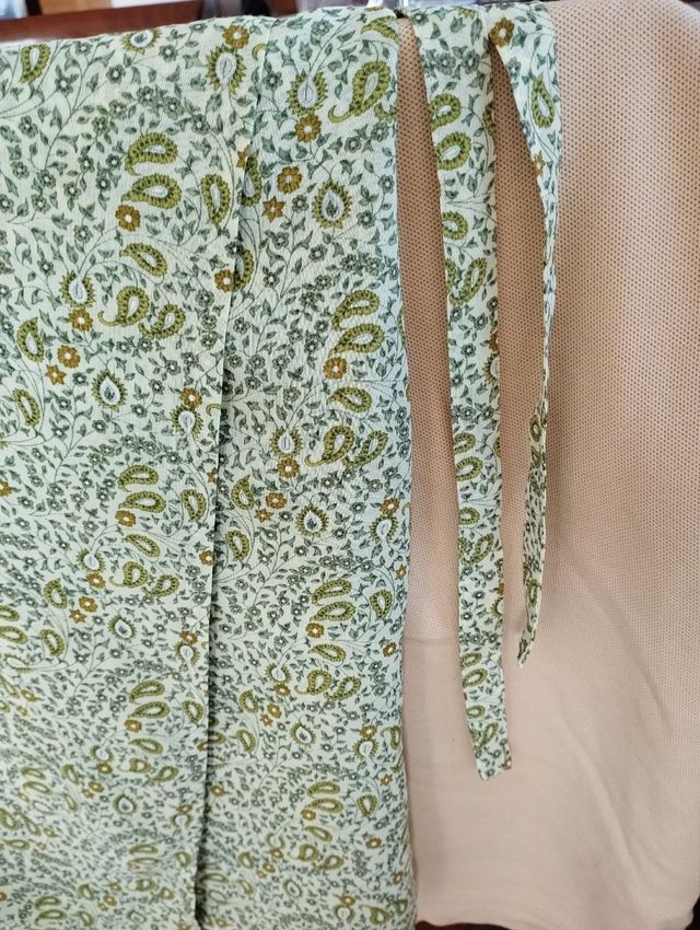 Falda en distintos tonos de verde