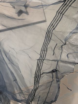 Chal semitransparente