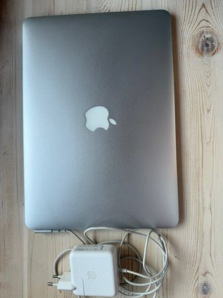 Macbook Air A1369 (2010) Plata