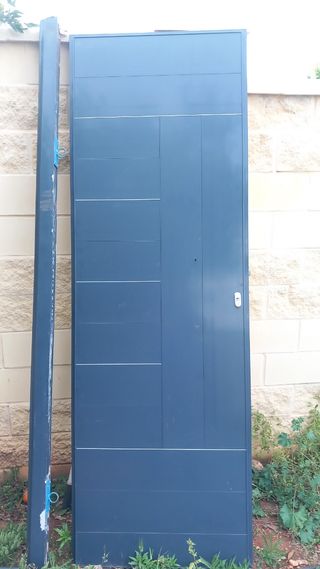 Puerta aluminio