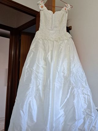Vestido novia blanco roto