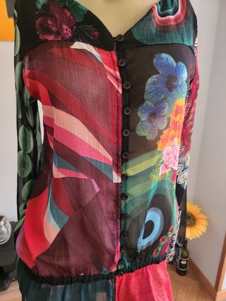 Blusa estampada  marca: DesiGual