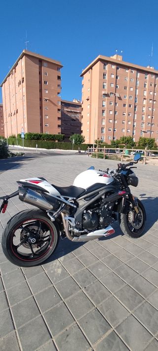 Triumph speed triple 1050 rs 2020