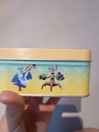 Lata Pokémon Corona Astral