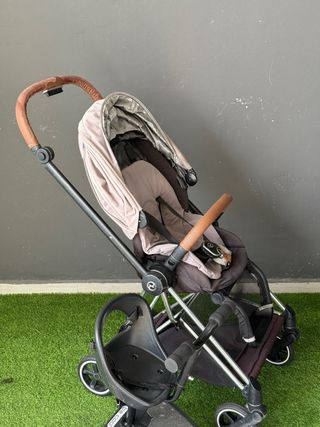 Cochecito Cybex Mios gris + patinete (regalo)