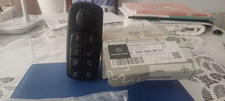 Módulo bloqueo de puertas y elevalunas 