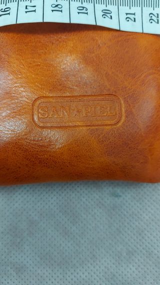 Neceser o bolso de mano piel nuevo