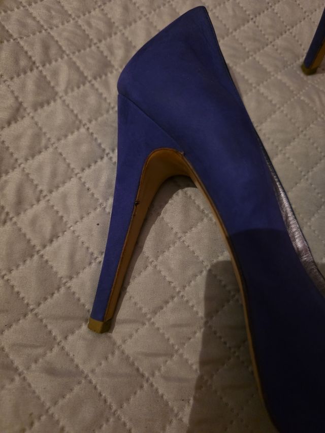 Tacones Lodi azul marino -talla 39