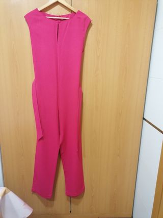 Chica-mujer:mono de ZARA