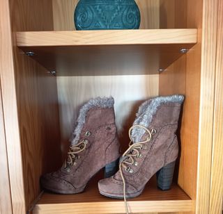 BOTINES DE MUJER.