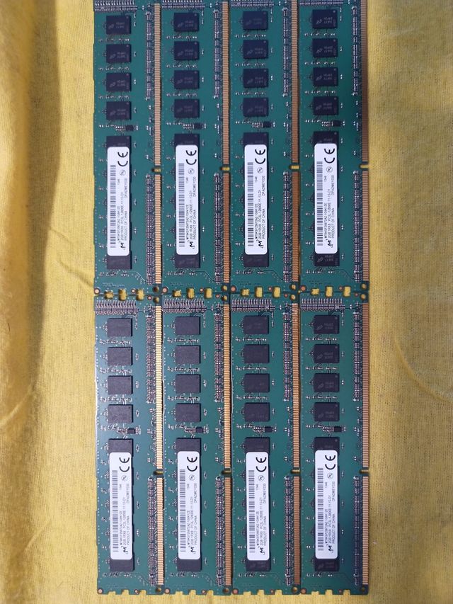 8x Memorias RAM DDR3 2GB ECC MT