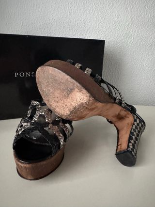 Sandalia de tacón de Pons Quintana