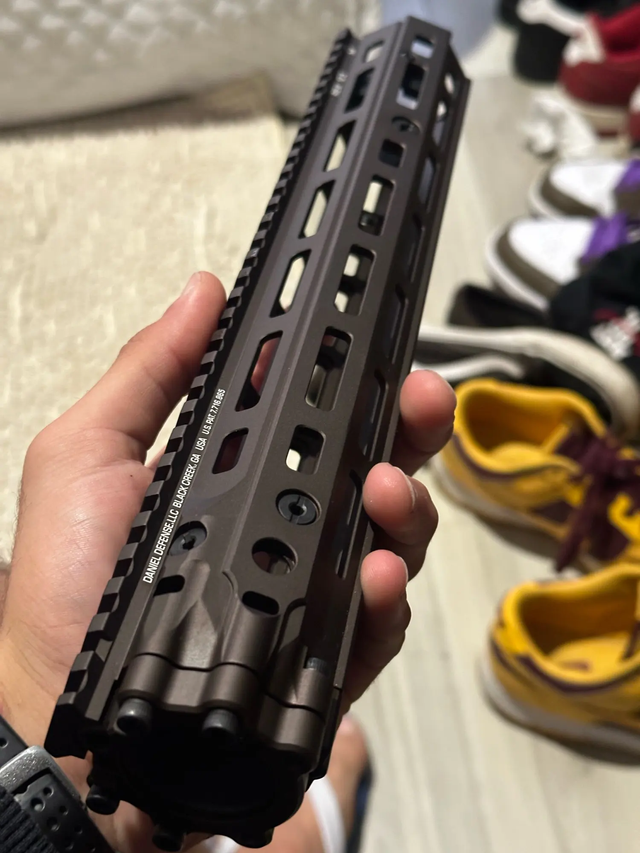 Guardamanos Mk18 Ris III 12.5. Brown, black, sand