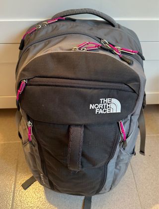 Mochila backpack Northface 
tamaño cabina avión 