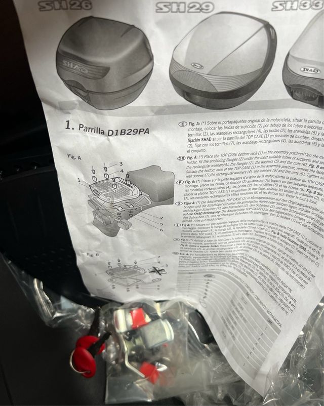 Portacasco Shad SH29 - Negro