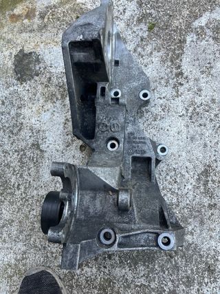 Suporte motor VW V200 - Usado