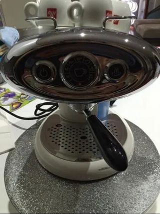 Macchina per caffè Illy X7.1