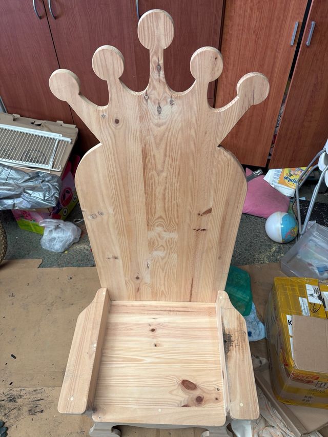 Sillon con corona para eventos