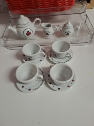 Cesta picnic + juego té Lady Bug