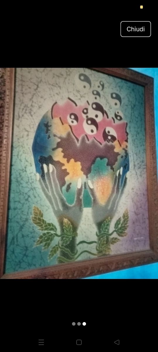 Quadro in legno intagliato e tela di cotone