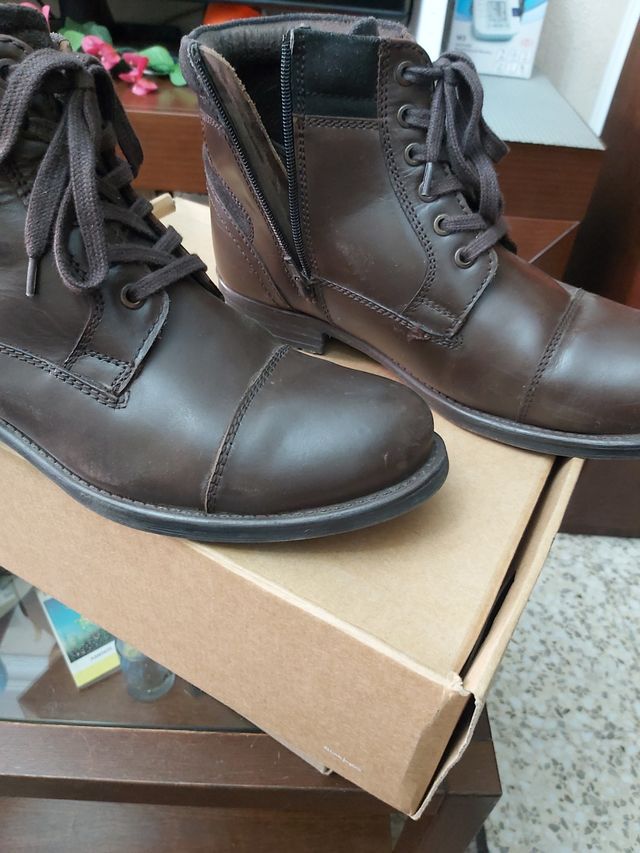 Botas de hombre de piel