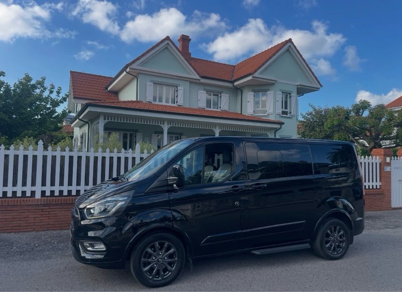 Ford Tourneo Custom 2019 - foto 1
