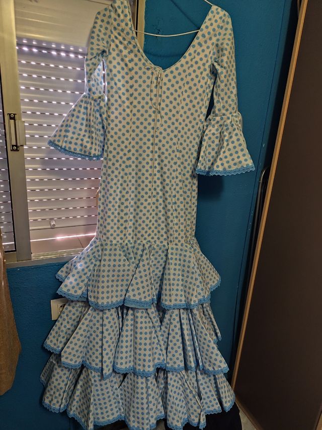 Traje Flamenca lunares azul y blanco