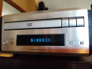 Reproductor DVD Yamaha DVD-E600