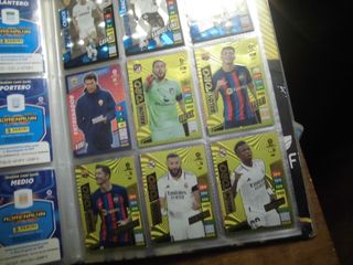 ÁLBUM ARCHIVADOR ADRENALYN 2022-23 + 598 CARTAS