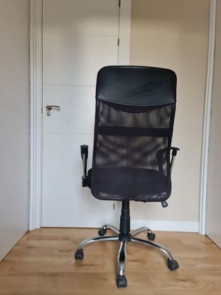 Sillon giratorio oficina con brazos 135€-Tengo 8