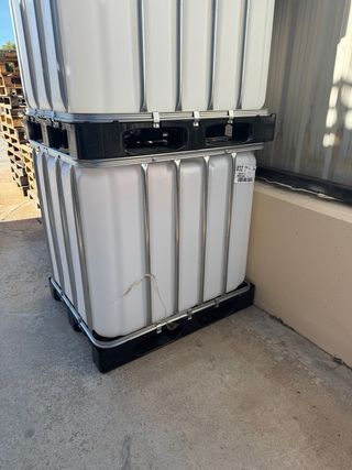 DEPOSITO LIMPIO DE 1000 LCOMO NUEVO ALIMENTACION