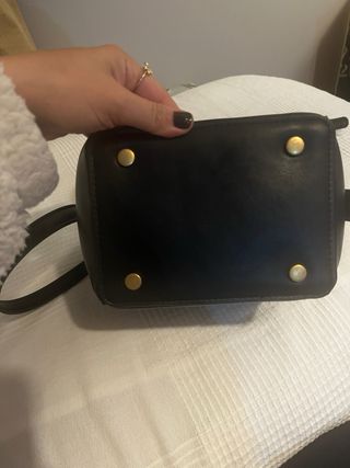 Bolso negro zara