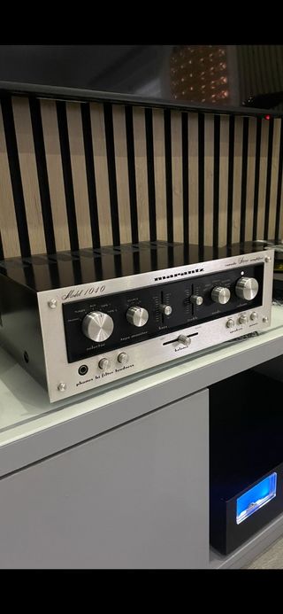 Marantz 1040 - Amplificador HiFi