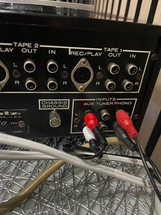 Marantz 1040 - Amplificador HiFi