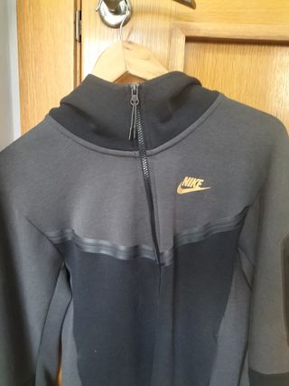 chaqueta nike tech