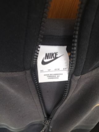 chaqueta nike tech