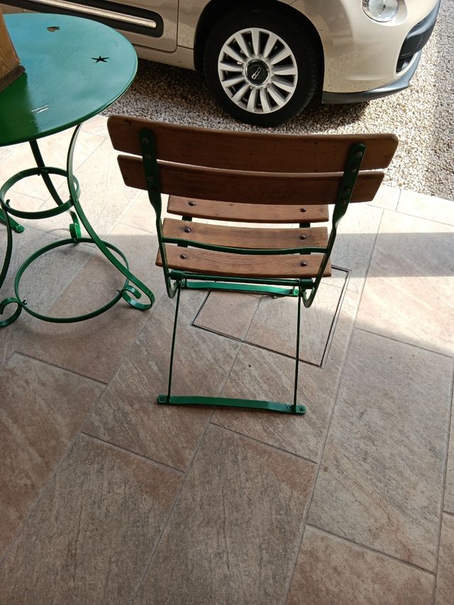 Set Giardino Vintage: Tavolino e 2 Sedie