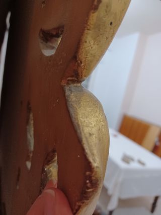 CONSOLA MUY ANTIGUA Y ESPEJO CORNUCOPIA. 