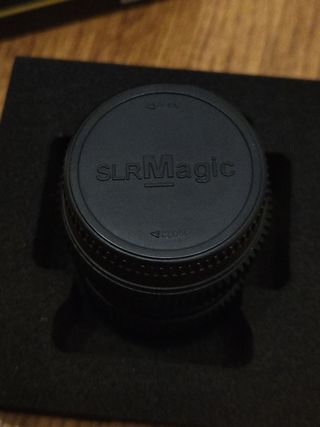 Objetivo SLR Magic HyperPrime 12mm T1.6