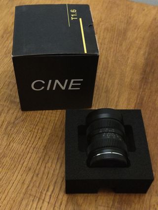 Objetivo SLR Magic HyperPrime 12mm T1.6