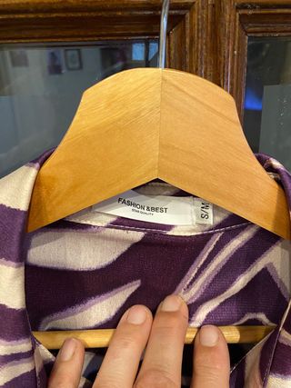 Blusa cebra morada con pedreria