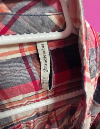 Camisa Stradivarius cuadros rojos - Talla L
