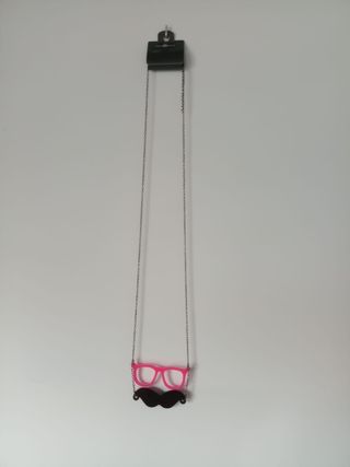 Colgante gafas bigote - bisutería