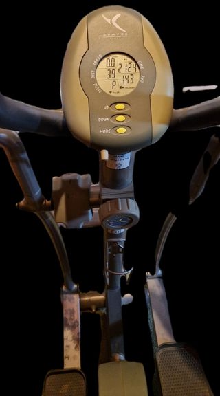 Elíptica Domyos VE 430 - Usada