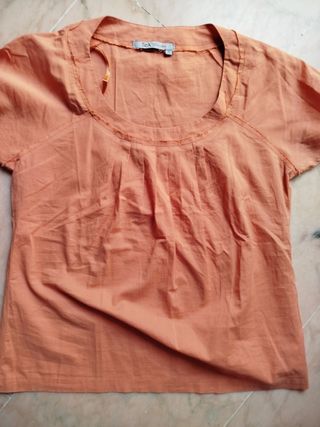 Camiseta naranja talla S