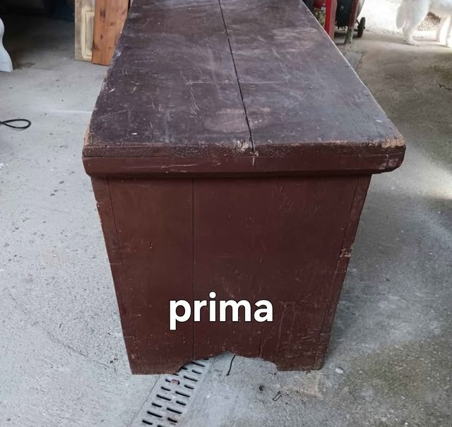 Cassapanca in legno naturale. Restaurata