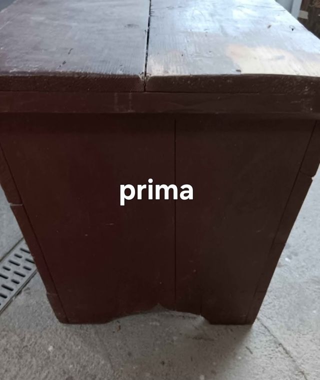 Cassapanca in legno naturale. Restaurata