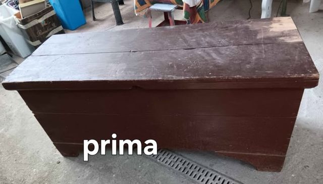 Cassapanca in legno naturale. Restaurata